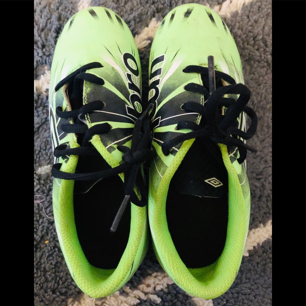 Umbro soccer cleats